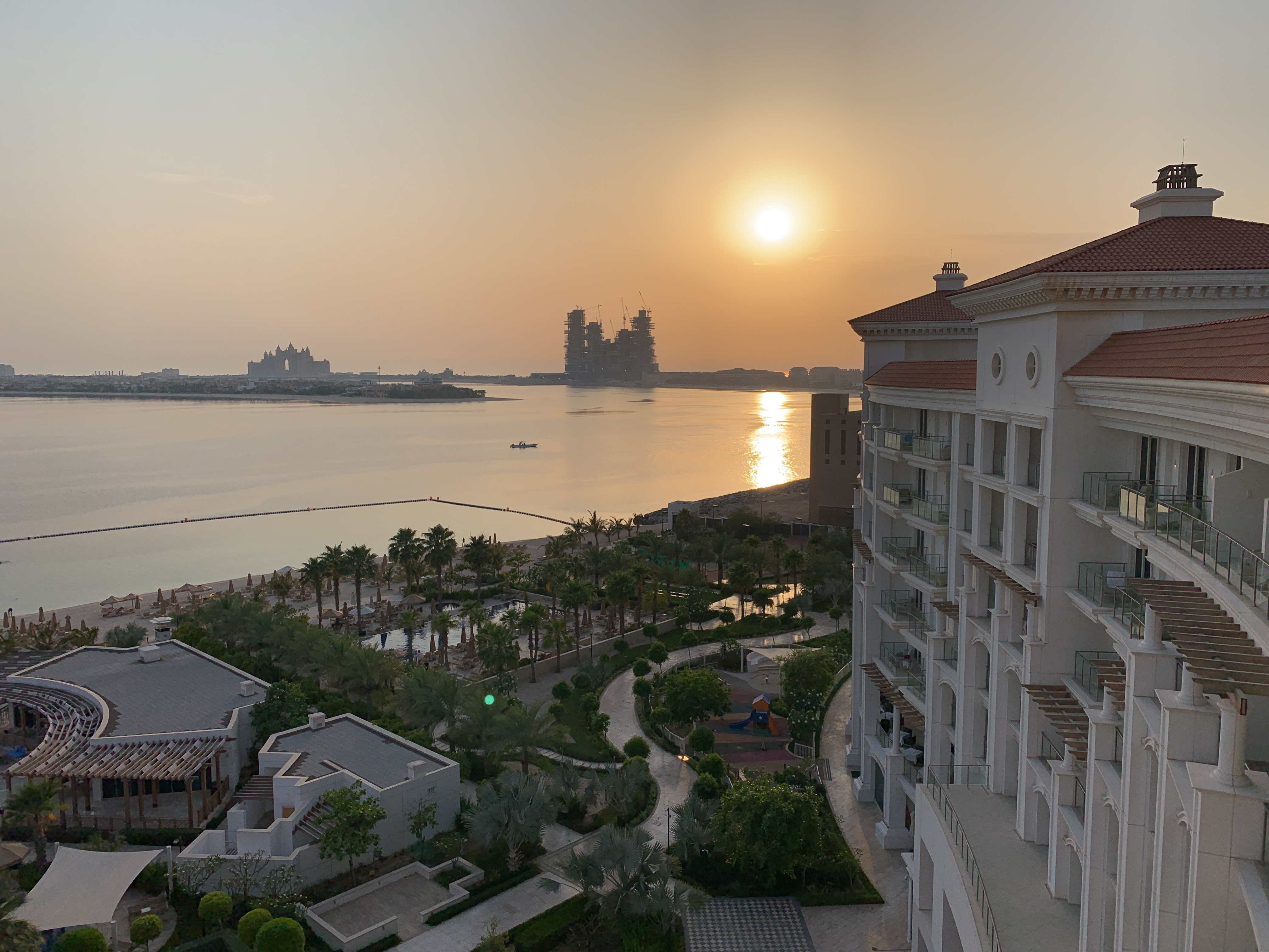 The Waldorf Astoria Dubai Palm Jumeirah An Oasis Of Calm And